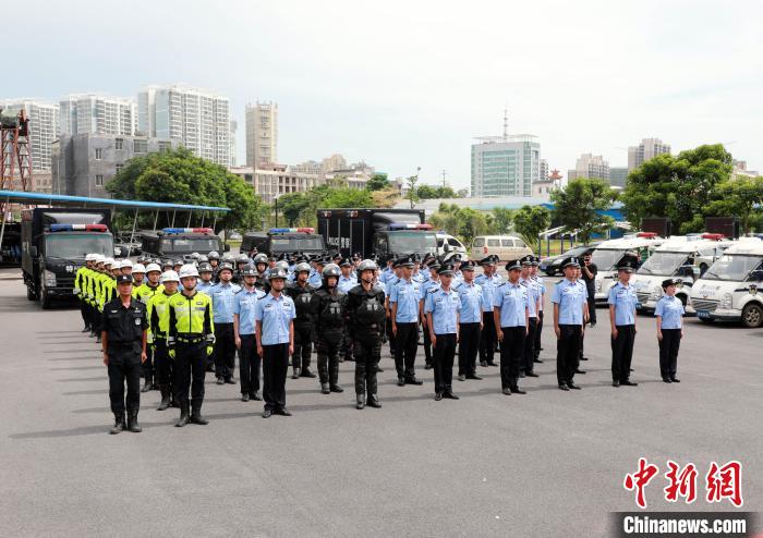 图为授衔仪式现场。玉林市公安局供图 玉林市公安局 摄